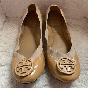 ⭐️ Tory Burch Nude Patent Leather Flats ⭐️